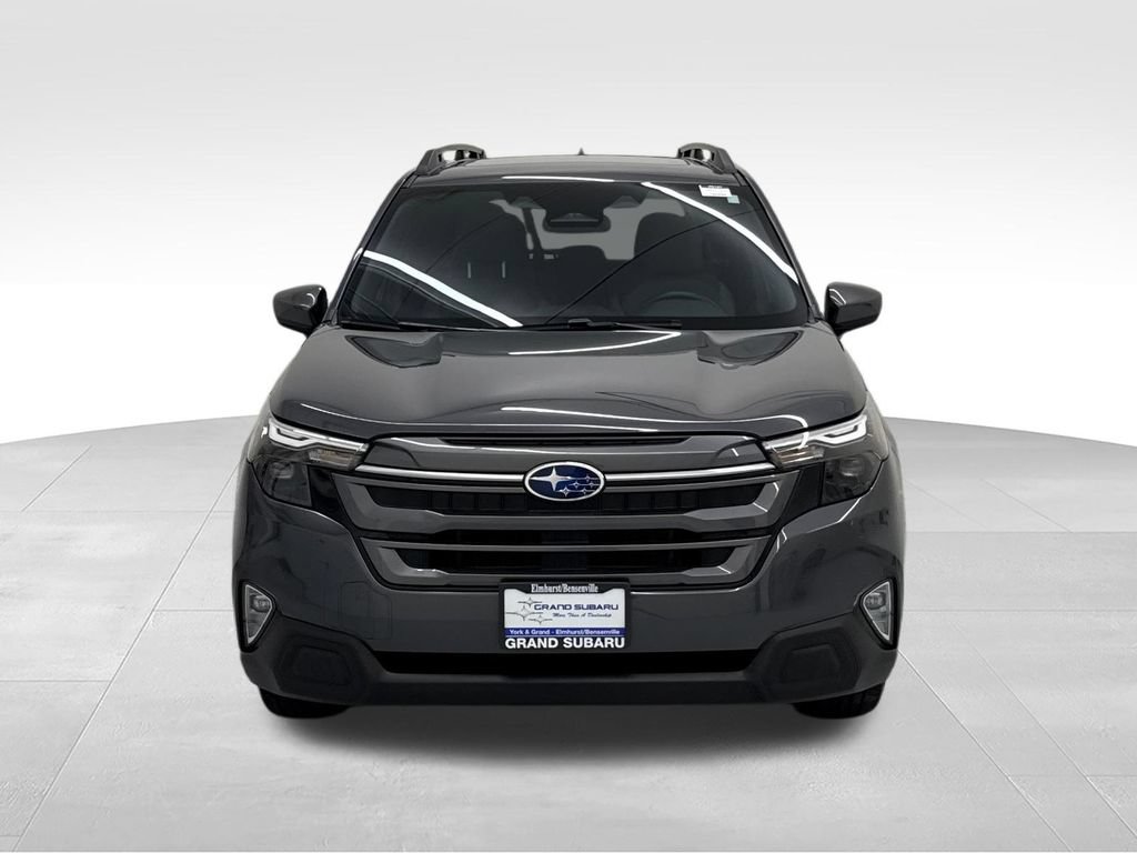 Used 2025 Subaru Forester Premium AWD/4WD image 10