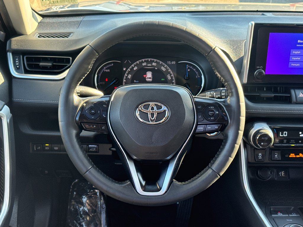 Used 2025 Toyota RAV4 XLE w/ Convenience Package AWD/4WD image 12