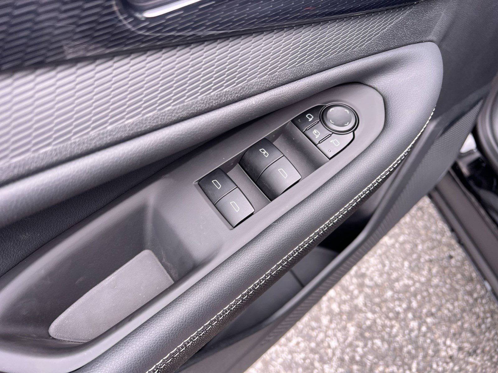 New 2026 Chevrolet Blazer EV LT image 14