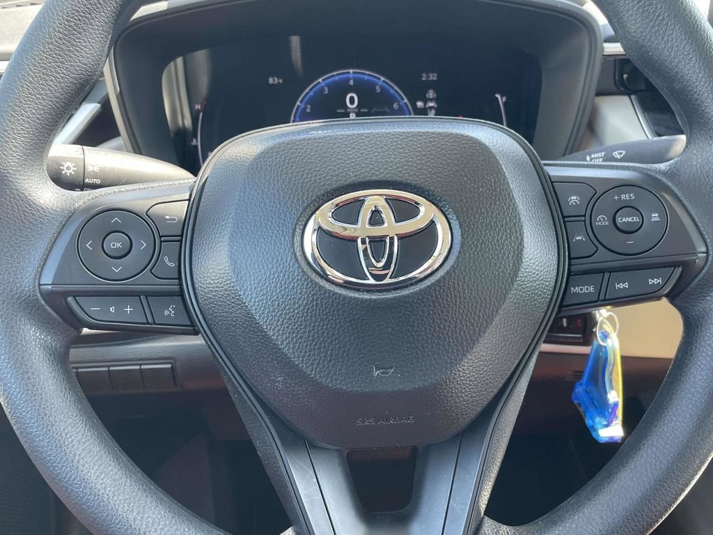 Used 2026 Toyota Corolla LE FWD image 20