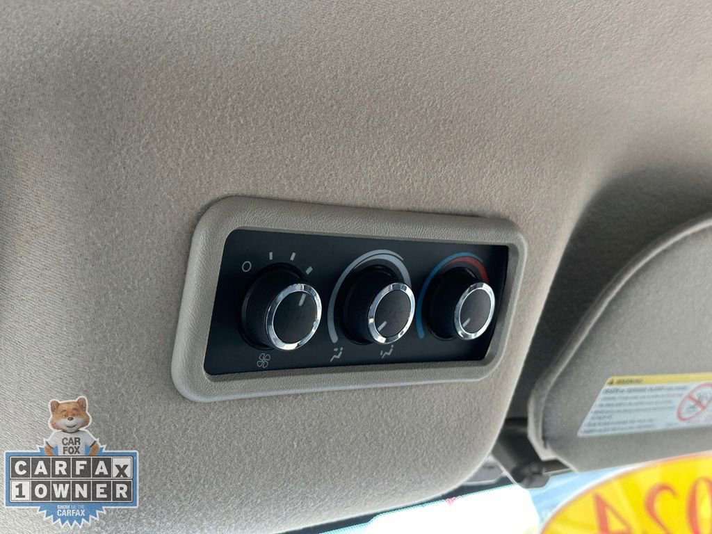 Used 2024 Chevrolet Express 3500 LT w/ LT Preferred Equipment Group RWD image 32