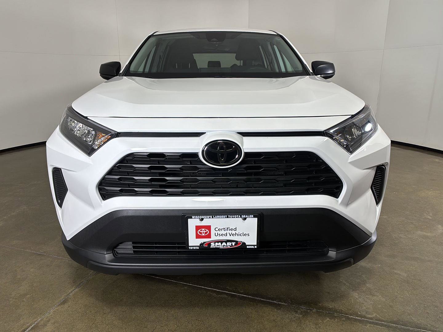 Used 2022 Toyota RAV4 LE AWD/4WD image 6