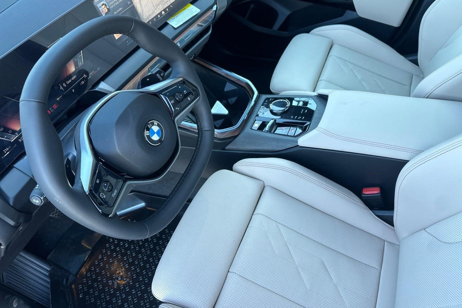 Used 2026 BMW X3 xDrive30i w/ Premium Package AWD/4WD image 4