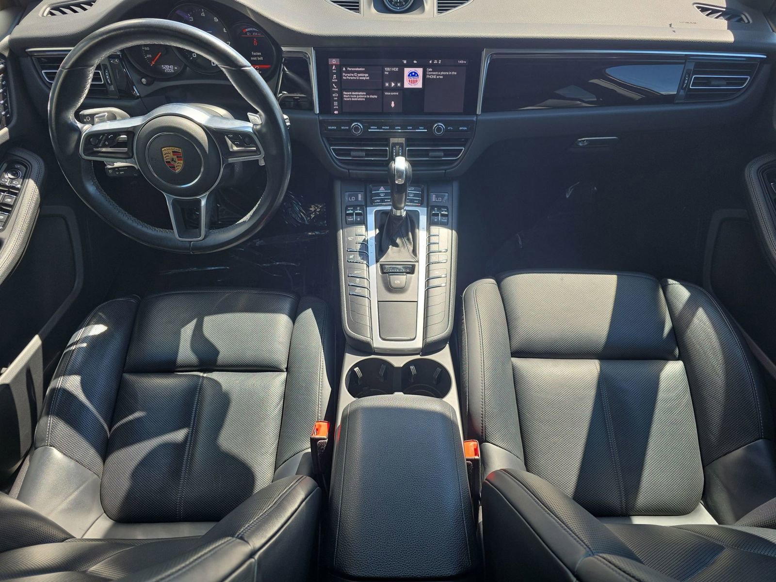 Used 2020 Porsche Macan image 12