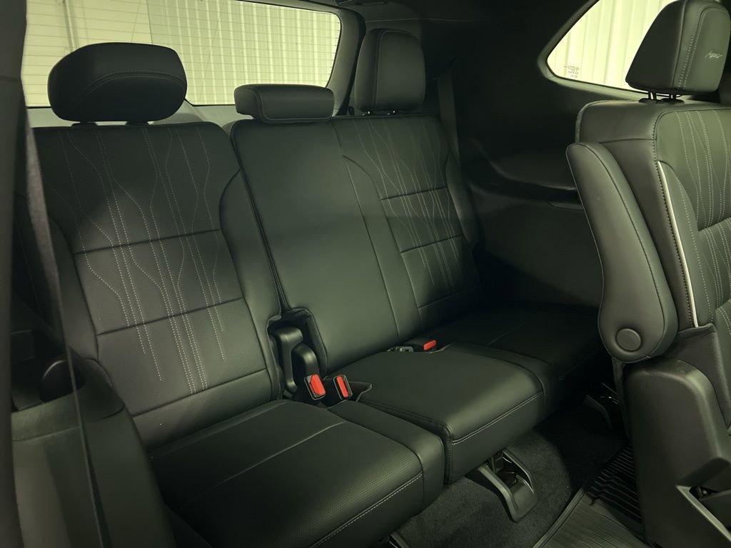 New 2026 Buick Enclave Avenir w/ Super Cruise Package image 12