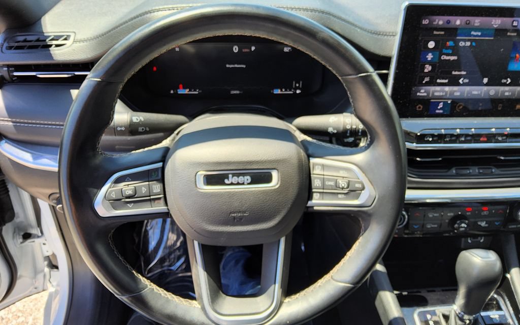 Used 2022 Jeep Compass High Altitude AWD/4WD image 17