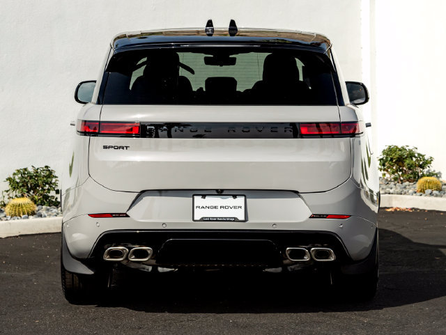 New 2026 Land Rover Range Rover Sport Dynamic SE AWD/4WD image 8
