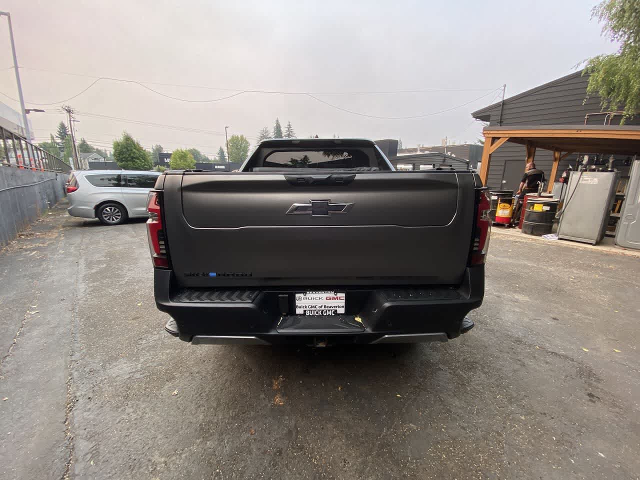 Used 2026 Chevrolet Silverado EV Trail Boss AWD/4WD image 5
