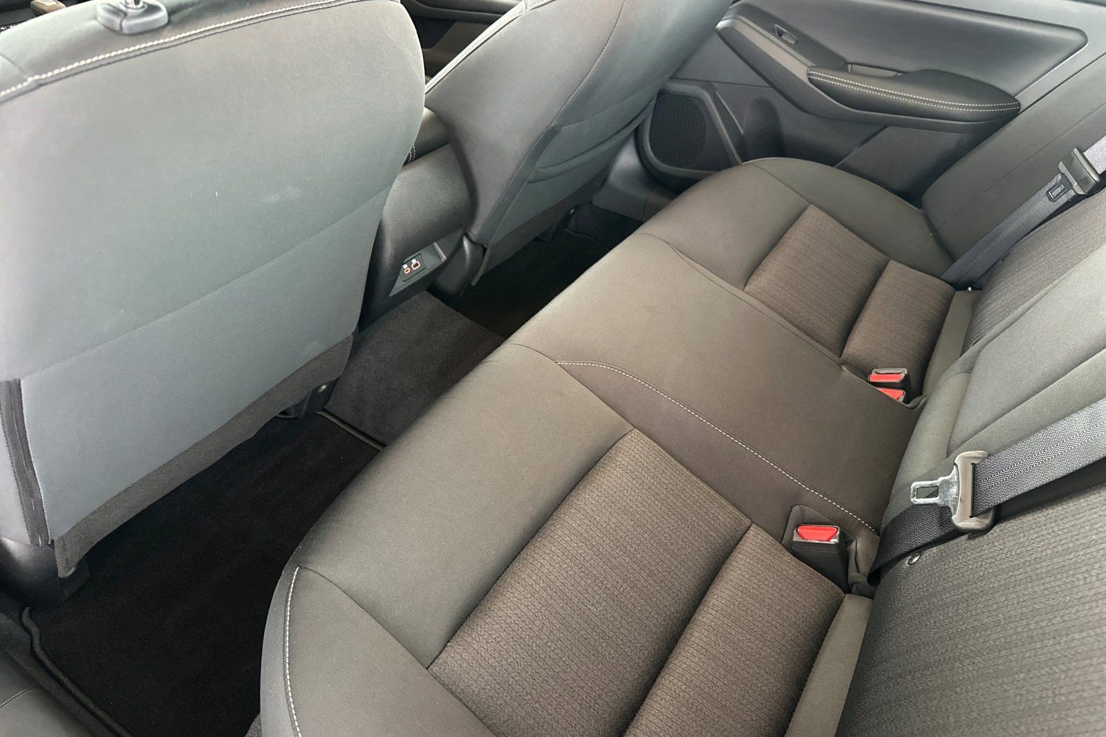 Used 2024 Nissan Altima 2.5 SV image 12