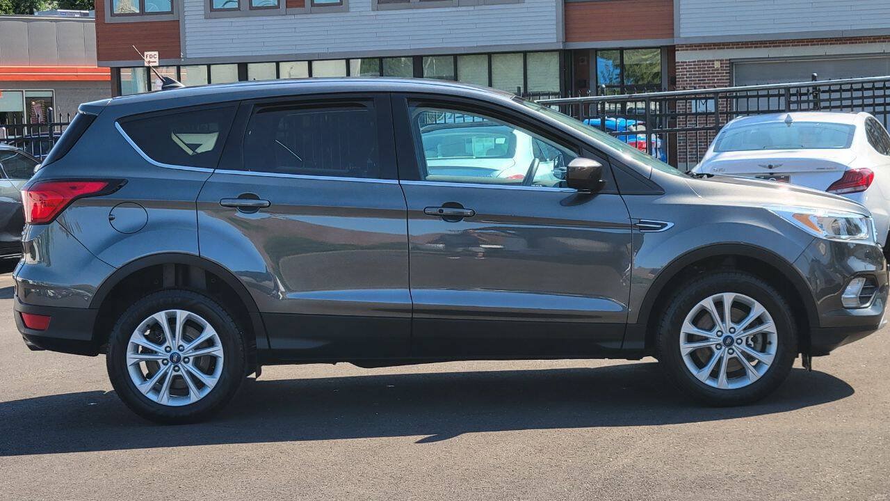 Used 2019 Ford Escape SE AWD/4WD image 5