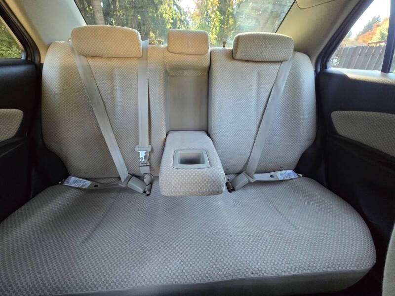 Used 2007 Toyota Yaris Sedan w/ Convenience Pkg FWD image 17