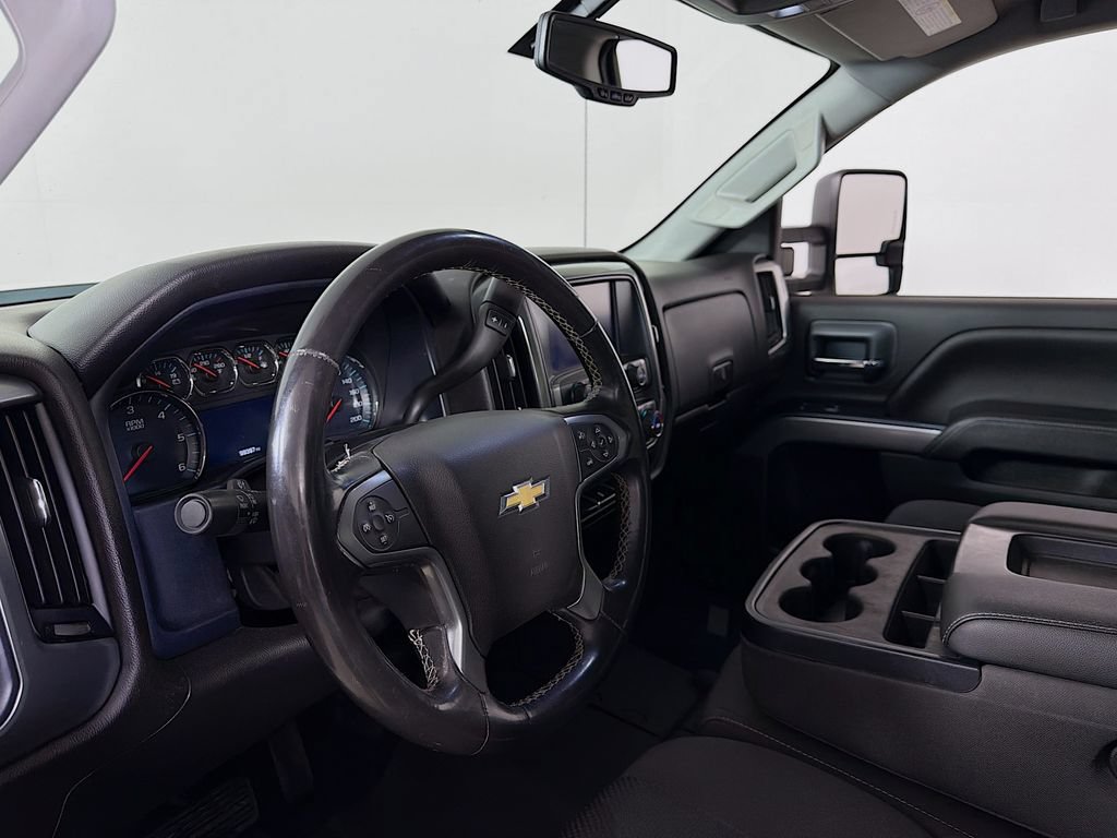 Used 2018 Chevrolet Silverado 3500 LT AWD/4WD image 10