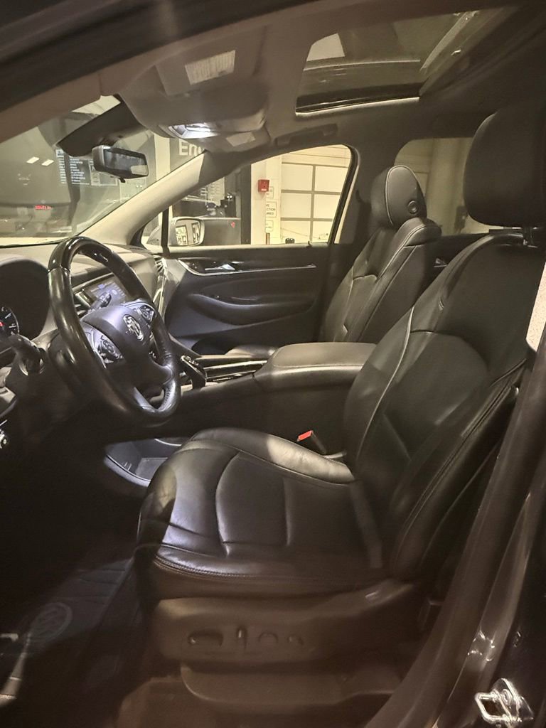Used 2020 Buick Enclave Avenir w/ Avenir Technology Package image 7