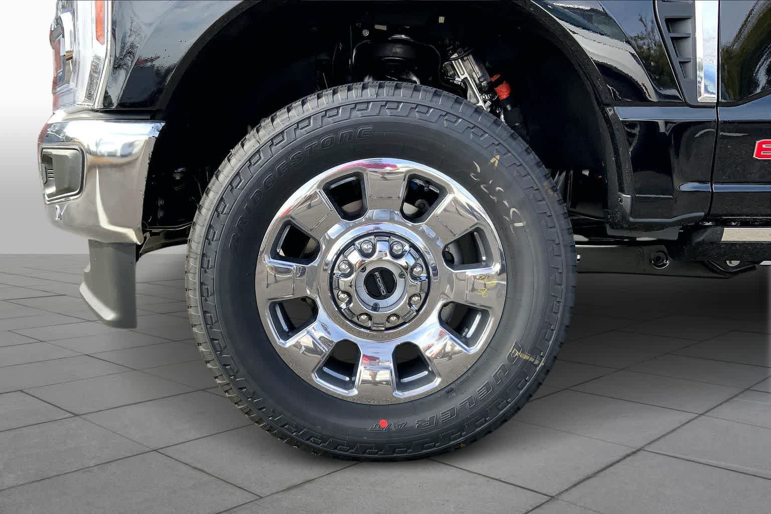 New 2026 Ford F350 King Ranch w/ Chrome Package AWD/4WD image 12