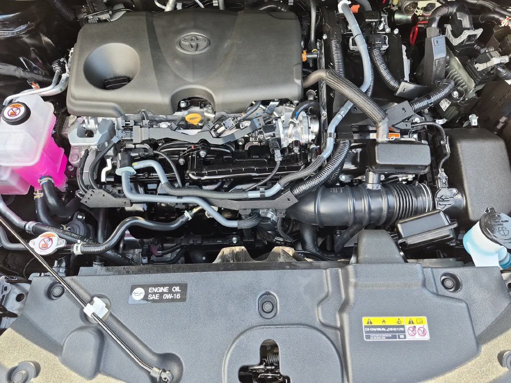Used 2026 Toyota Sienna XLE FWD image 42