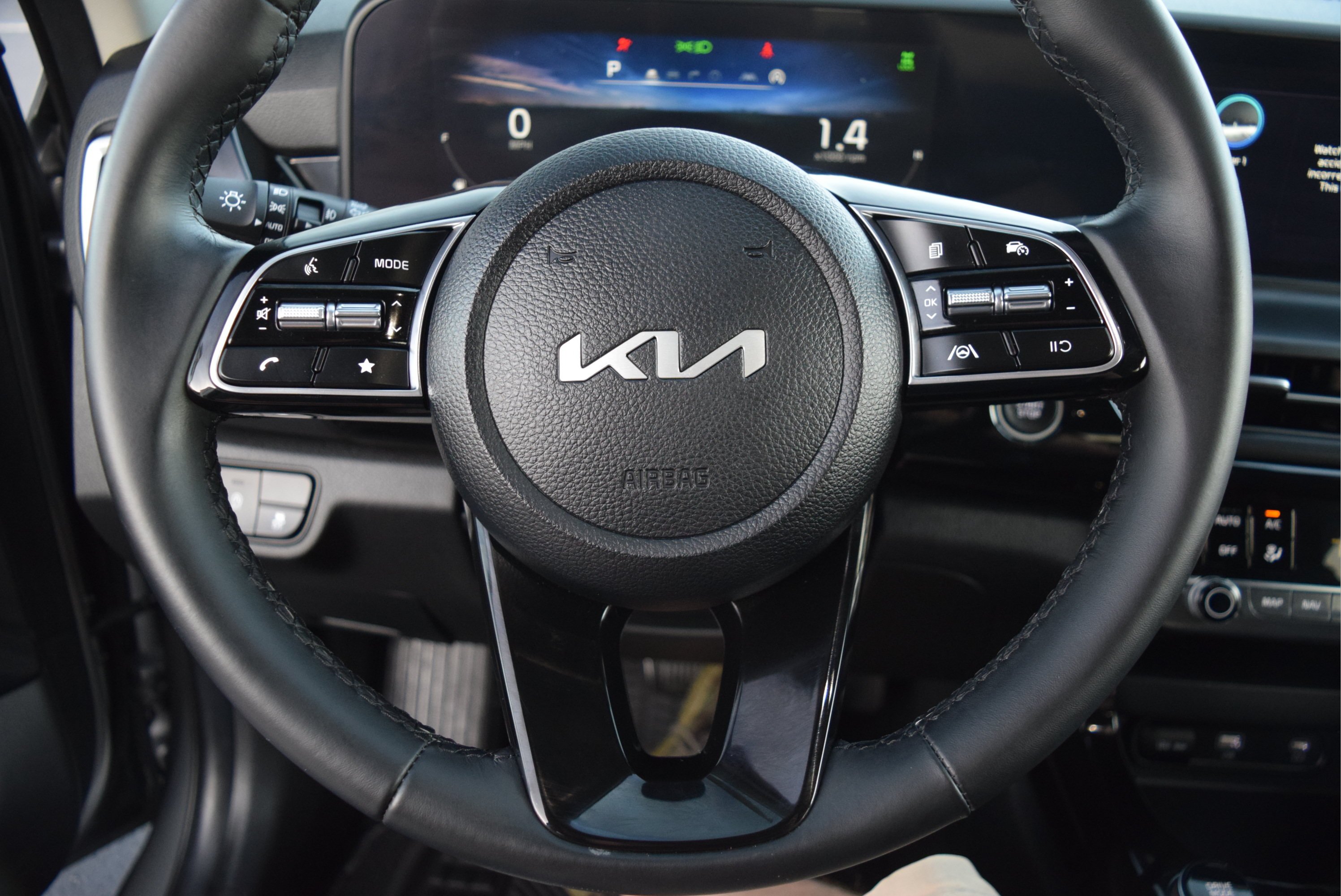 Used 2024 Kia Seltos S AWD/4WD image 10