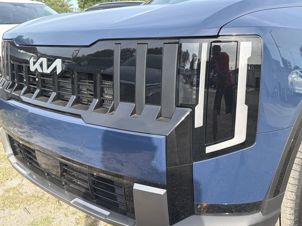 Used 2027 Kia Telluride S FWD image 6