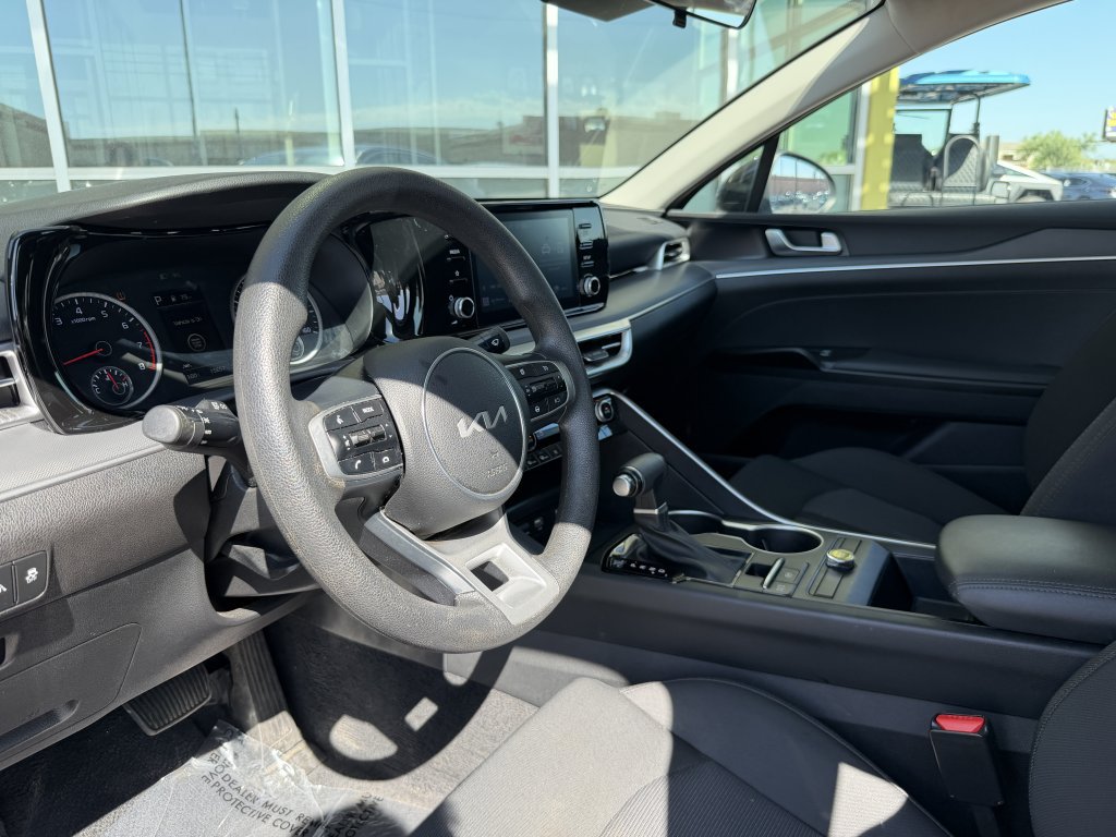 Used 2024 Kia K5 LXS FWD image 31