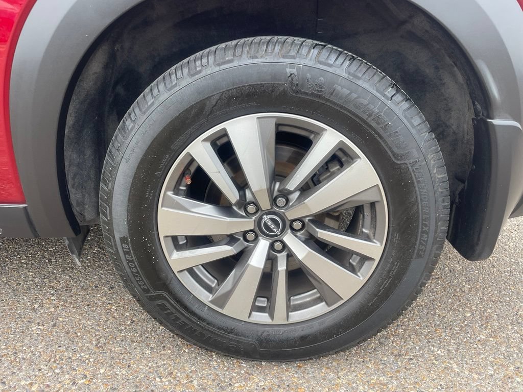 Certified 2022 Nissan Pathfinder SL FWD image 17
