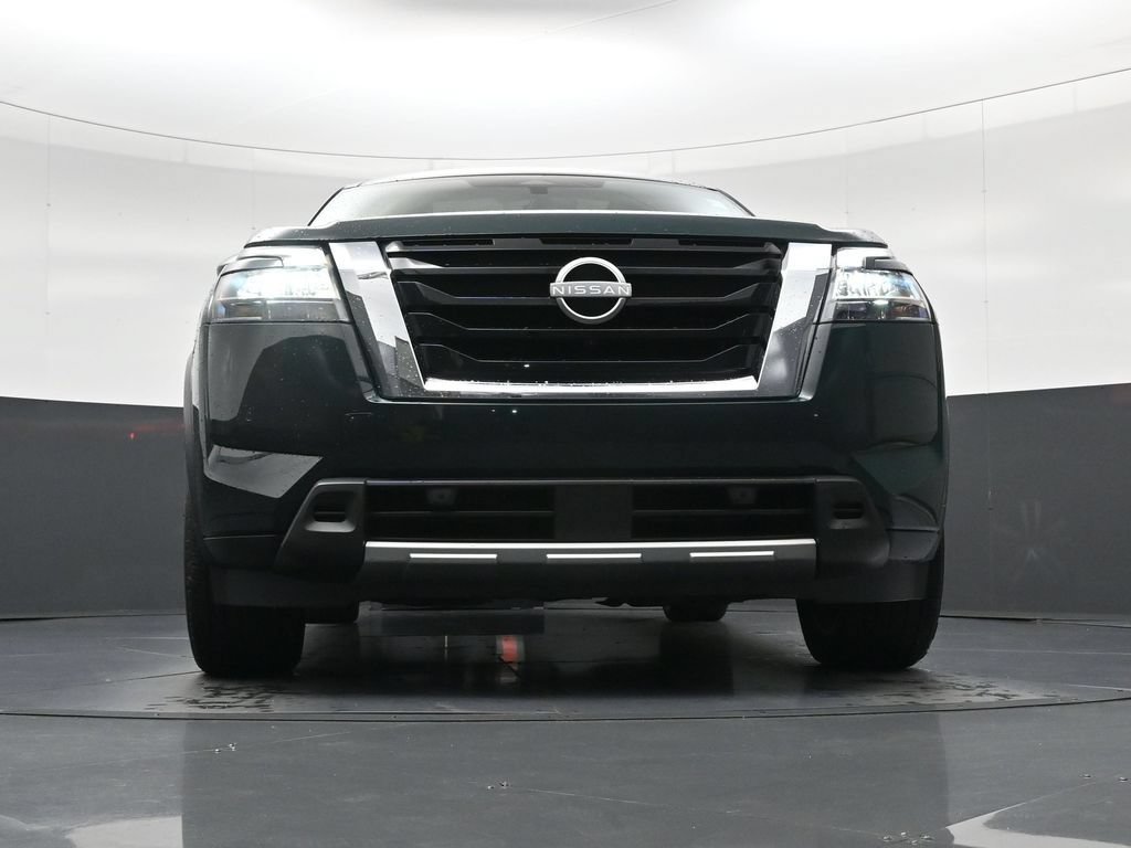 Used 2024 Nissan Pathfinder Platinum w/ Cargo Package FWD image 21