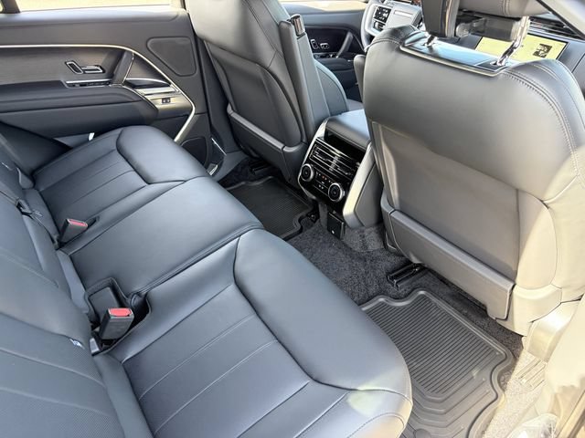 New 2026 Land Rover Range Rover SE AWD/4WD image 13