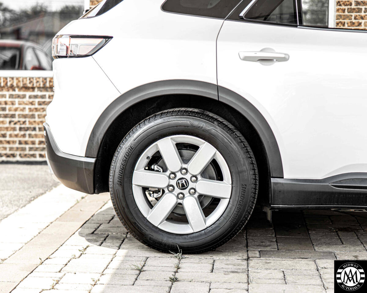 Used 2025 Honda Prologue EX image 11