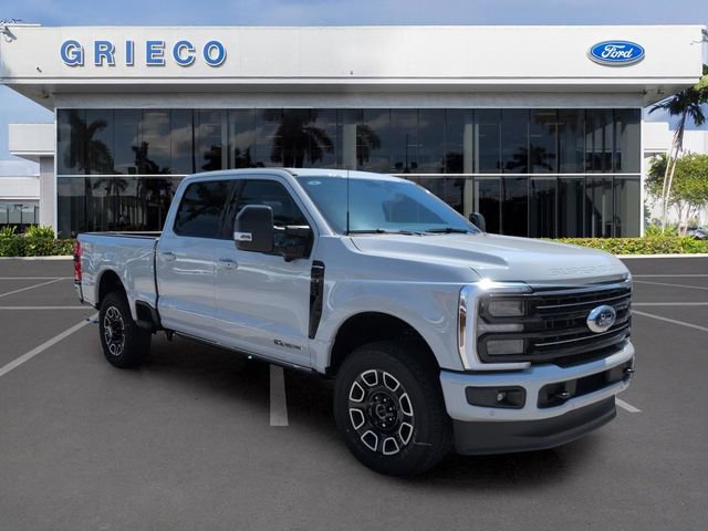 New 2026 Ford F350 Platinum w/ FX4 Off-Road Package
