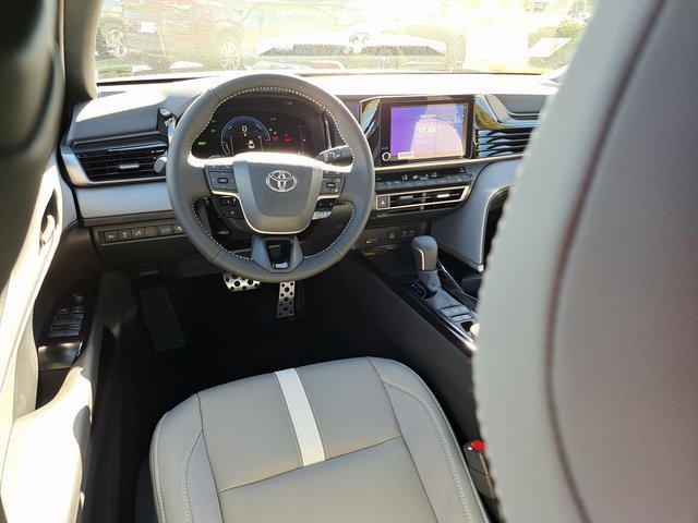 New 2026 Toyota Camry SE image 10