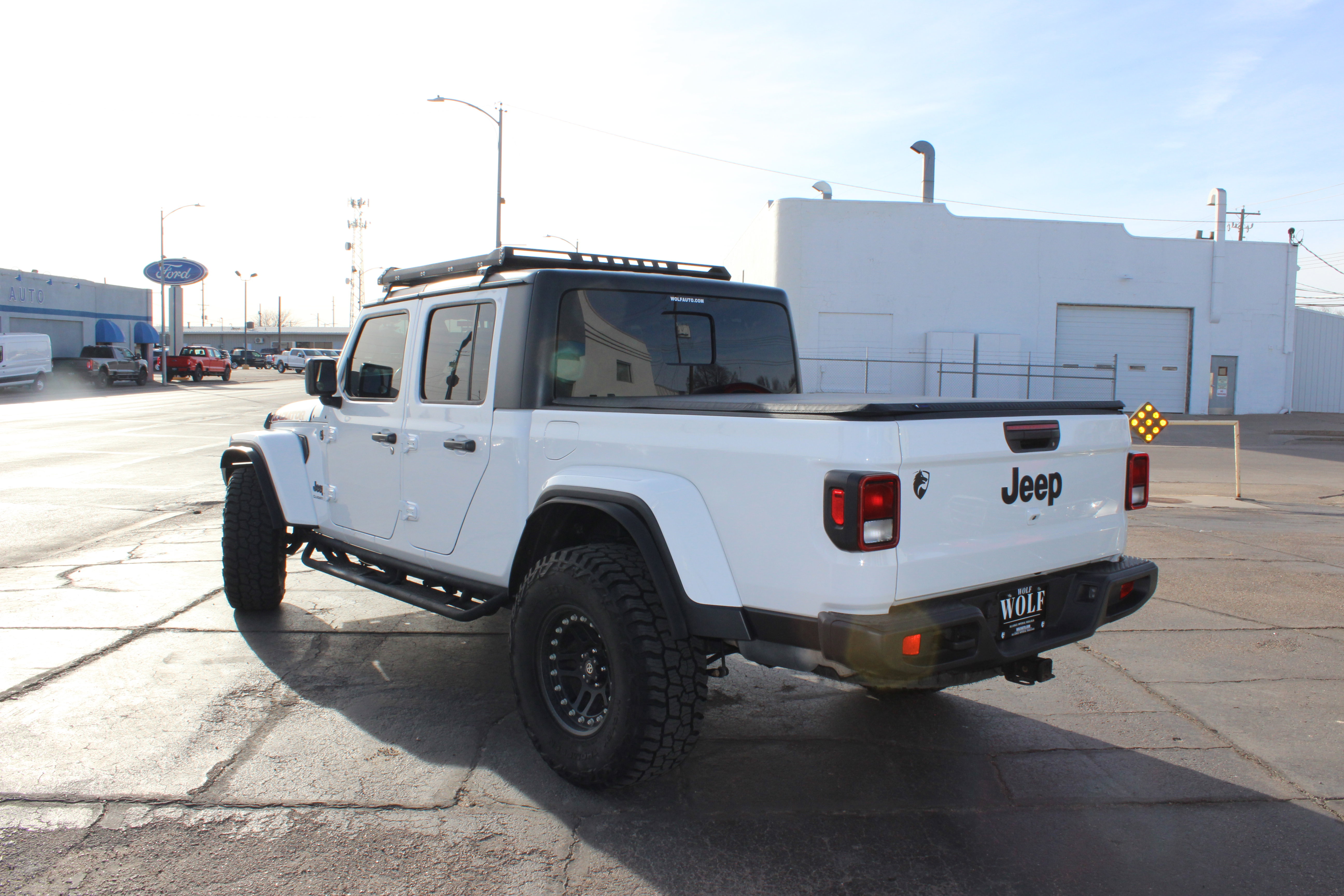 Used 2020 Jeep Gladiator Sport image 3