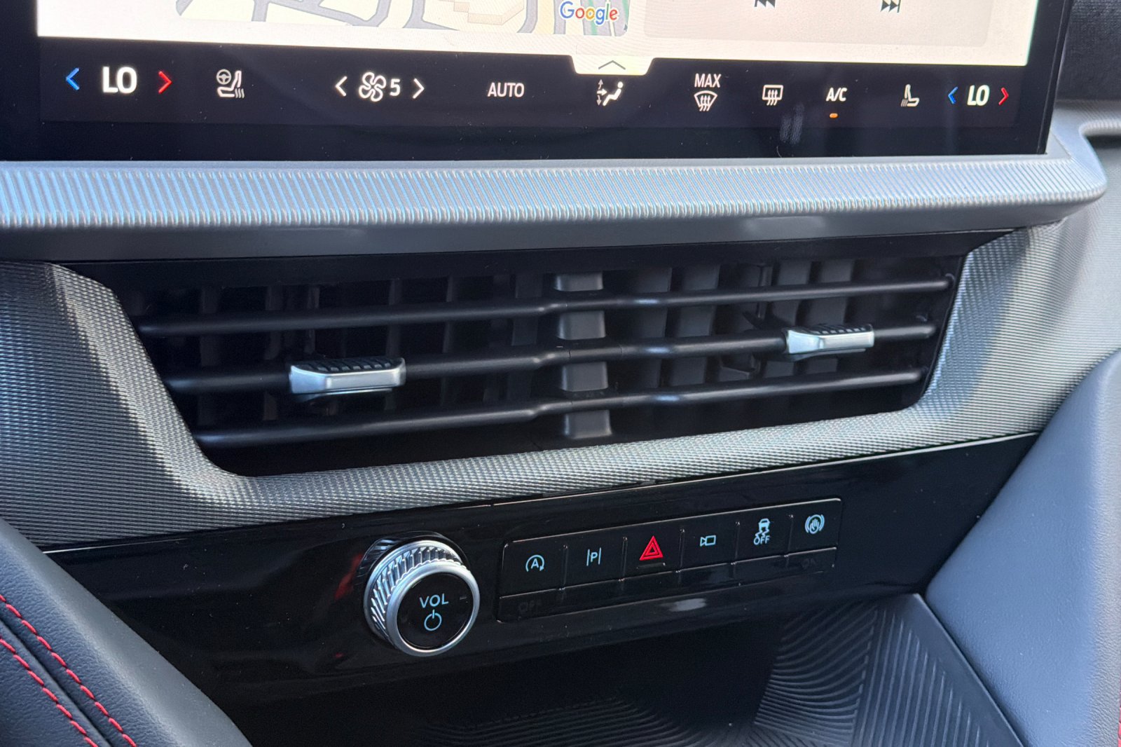 New 2027 Ford Explorer ST-Line w/ Premium Package RWD image 24