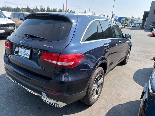 Used 2017 Mercedes-Benz GLC 300 4MATIC image 3