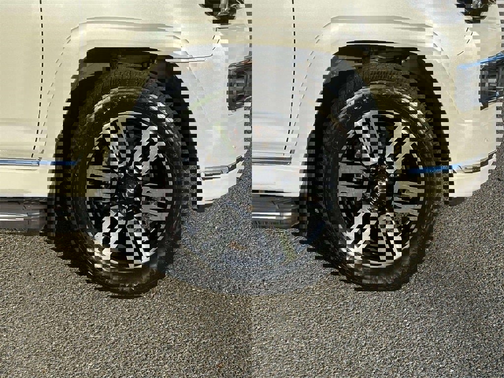 Used 2019 Toyota 4Runner SR5 image 7