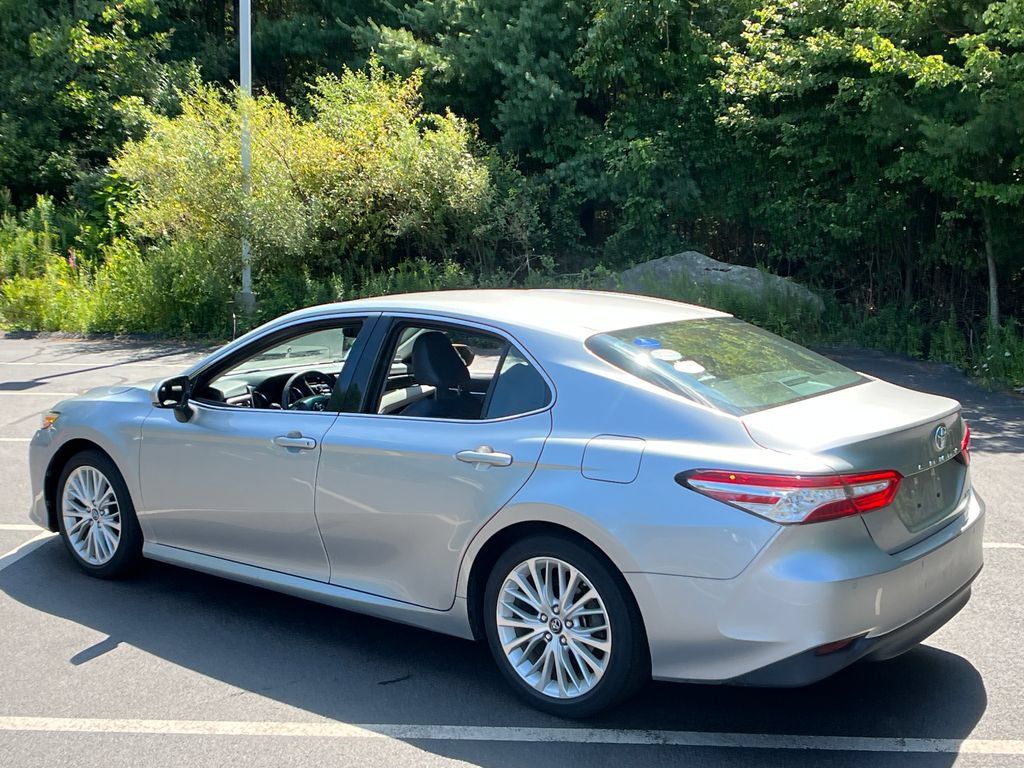 Used 2018 Toyota Camry XLE FWD image 28