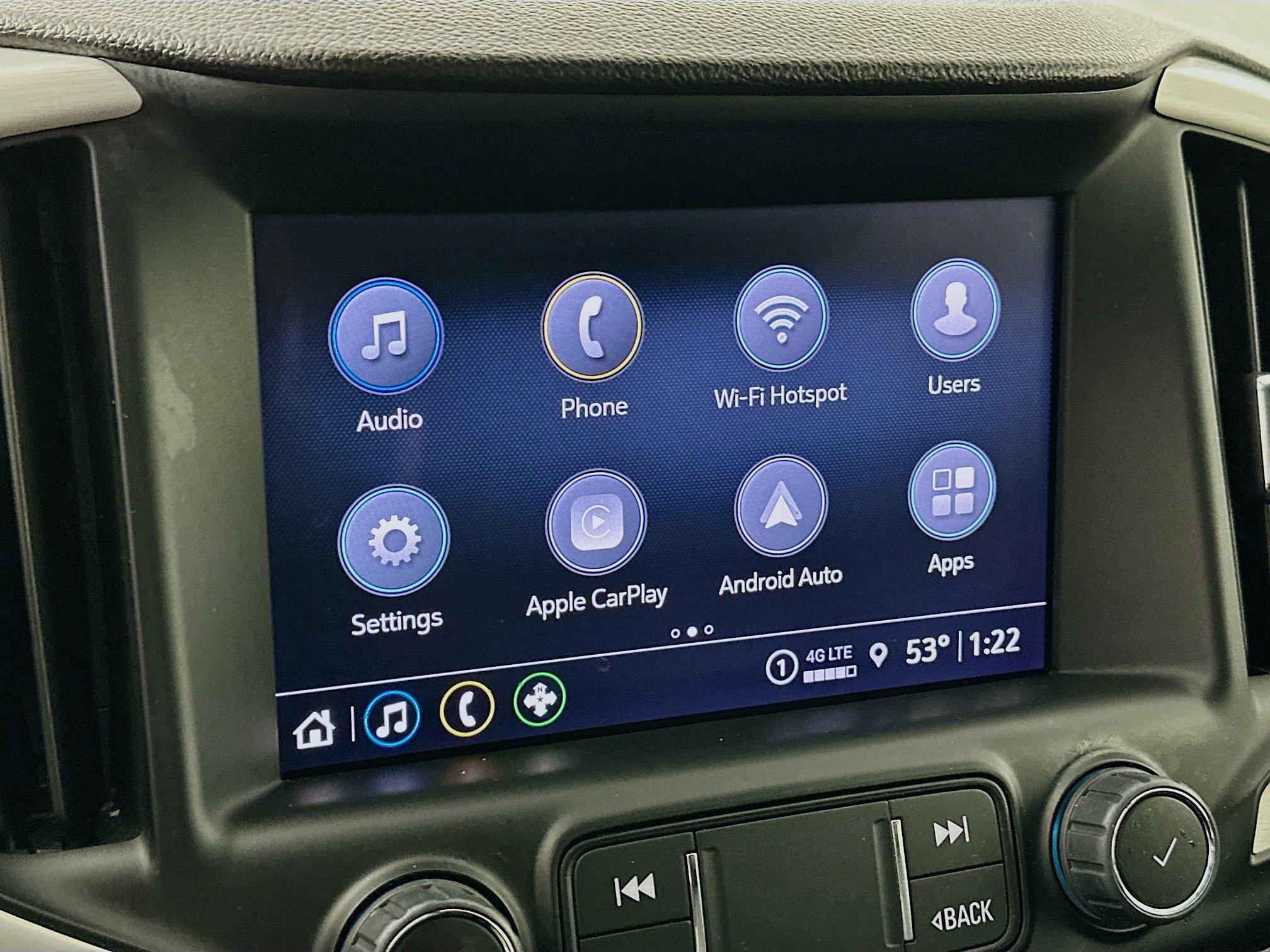 Used 2023 GMC Terrain SLT image 19