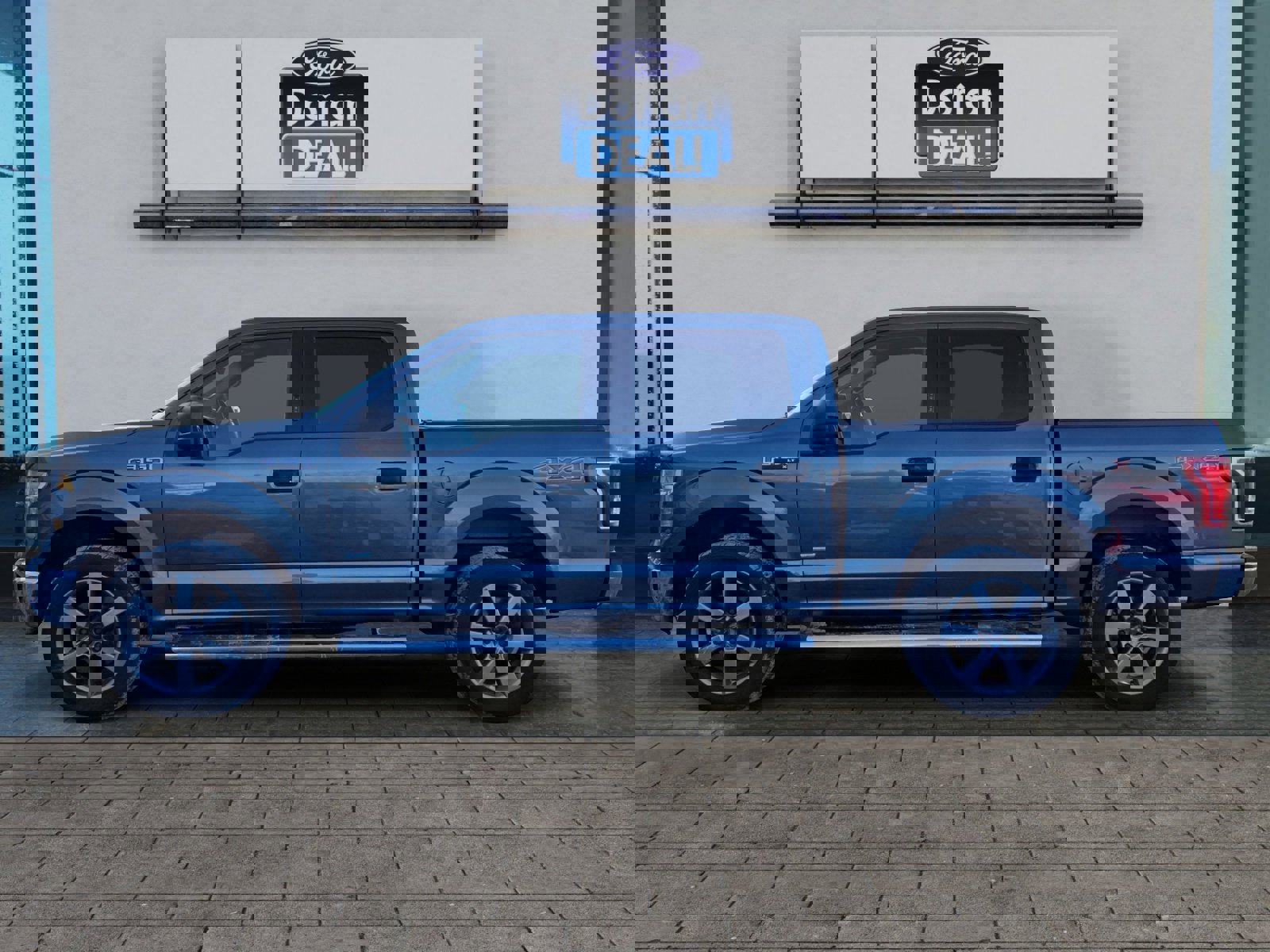 Used 2017 Ford F150 XLT w/ Trailer Tow Package image 6