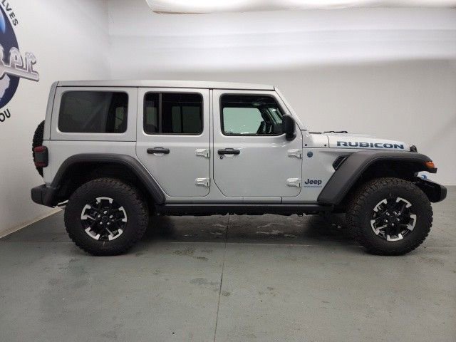 New 2024 Jeep Wrangler Unlimited Rubicon 4xe w/ Convenience Group AWD/4WD image 8