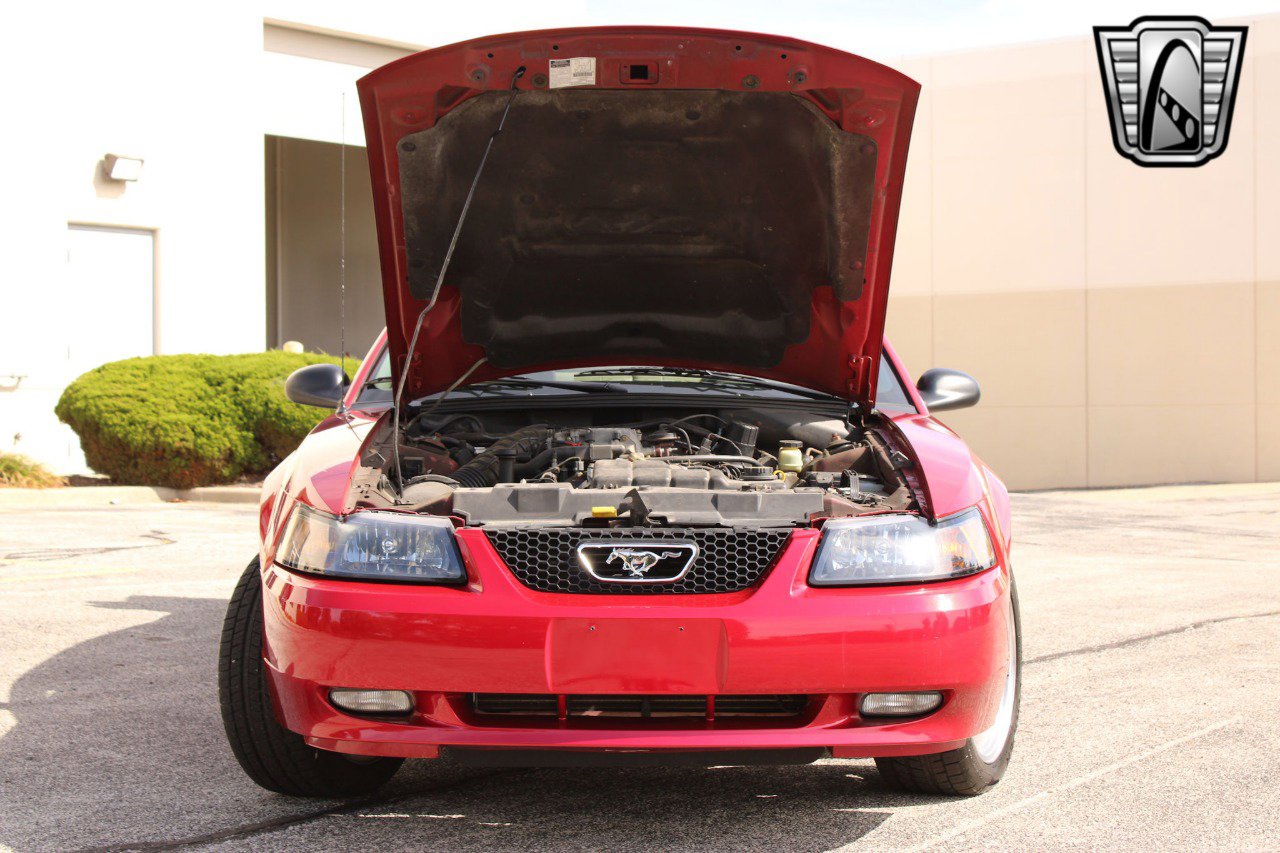 Used 2001 Ford Mustang GT image 22