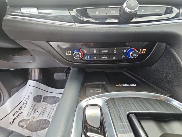 Used 2022 Buick Enclave Premium w/ LPO, Floor Liner Package AWD/4WD image 38