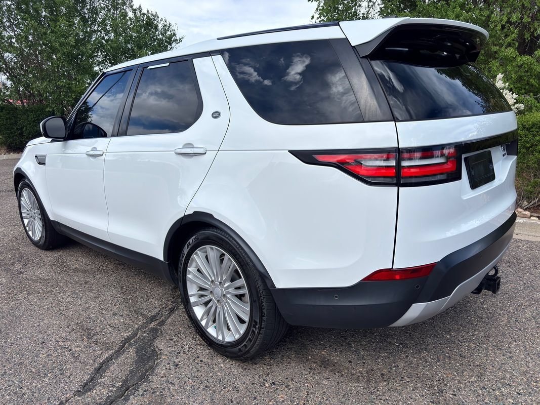Used 2017 Land Rover Discovery HSE Luxury AWD/4WD image 7