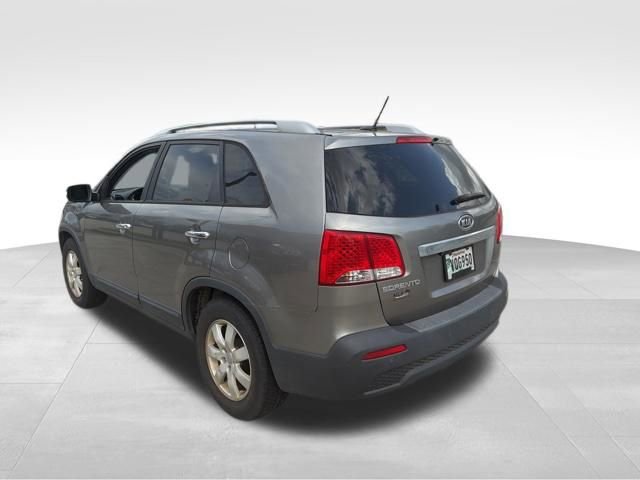 Used 2012 Kia Sorento LX w/ Convenience Pkg image 8
