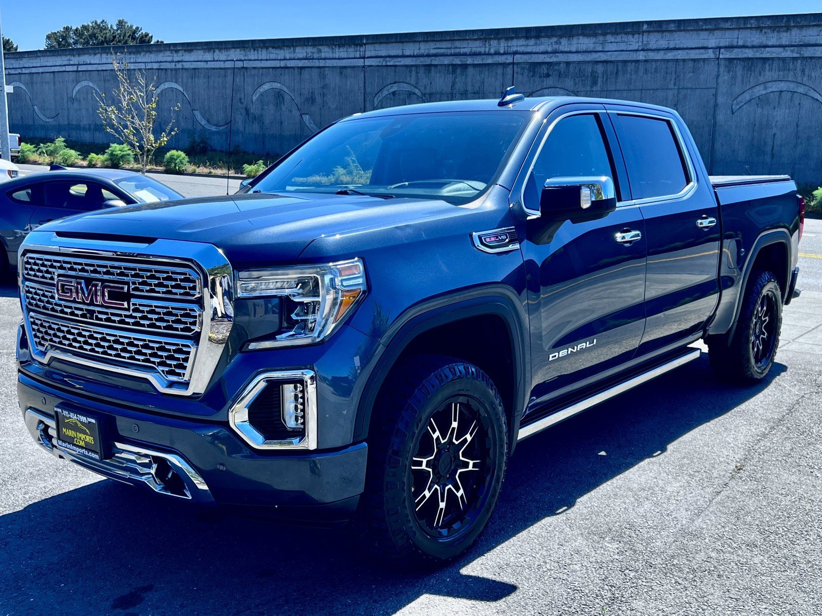 Used 2019 GMC Sierra 1500 Denali w/ Denali Ultimate Package AWD/4WD image 10