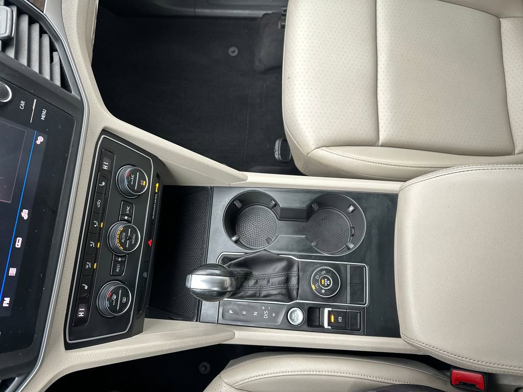 Used 2019 Volkswagen Atlas SE w/ Panoramic Sunroof Package image 13