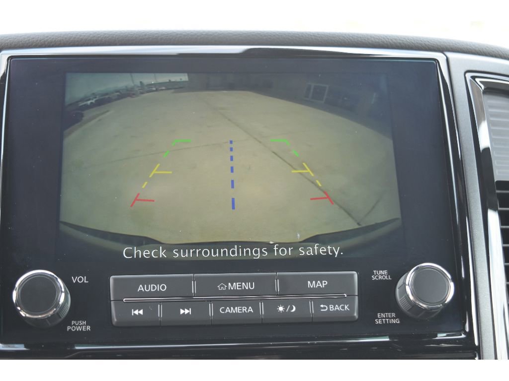 Used 2024 Nissan Titan PRO-4X image 19