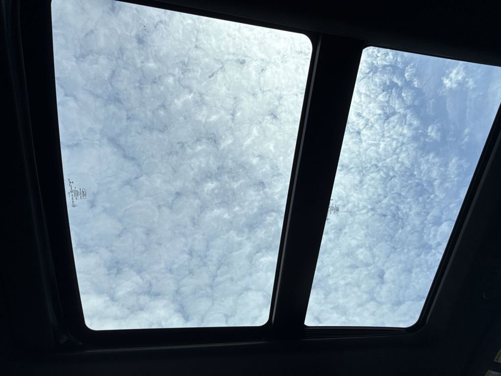 Used 2020 Ford Explorer ST w/ ST Street Pack image 23