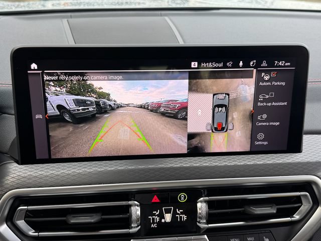 Used 2025 BMW X4 xDrive30i w/ Premium Package AWD/4WD image 27