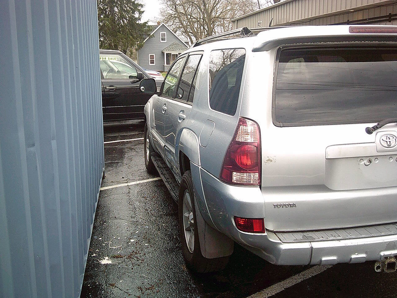 Used 2004 Toyota 4Runner SR5 image 4