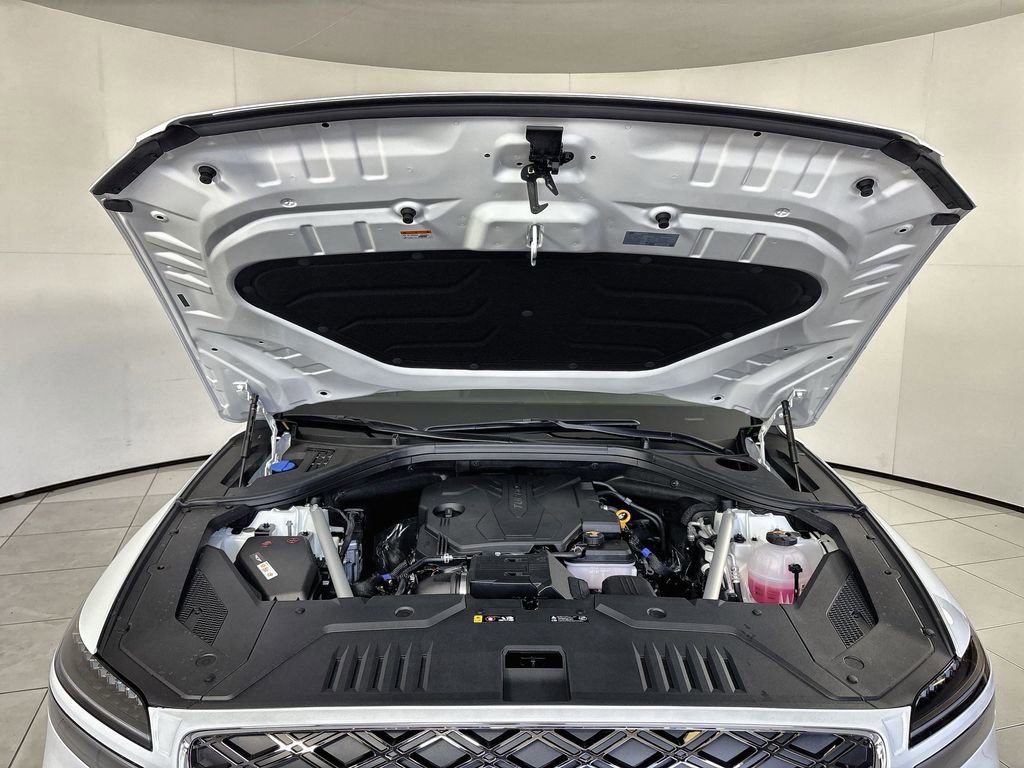 New 2026 Genesis GV70 2.5T AWD/4WD image 17