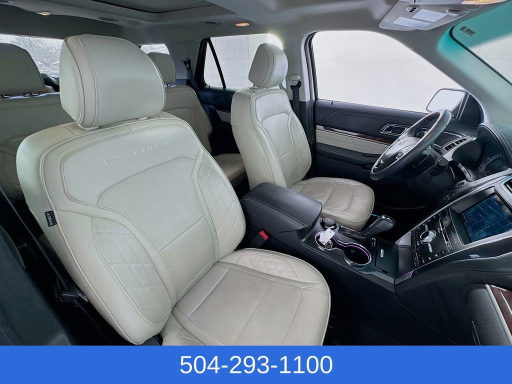 Used 2017 Ford Explorer Platinum image 30