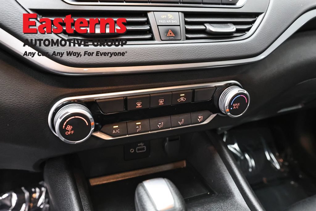 Used 2024 Nissan Altima 2.5 S FWD image 19