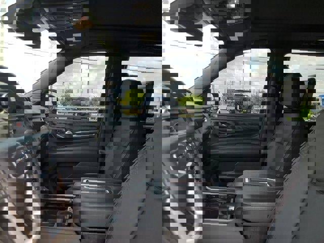 Used 2024 GMC Yukon Denali w/ Max Trailering Package image 17